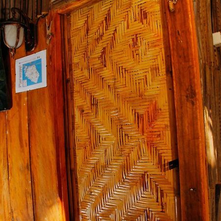 Nyuh Bengkok Tree House Batununggul Exterior foto