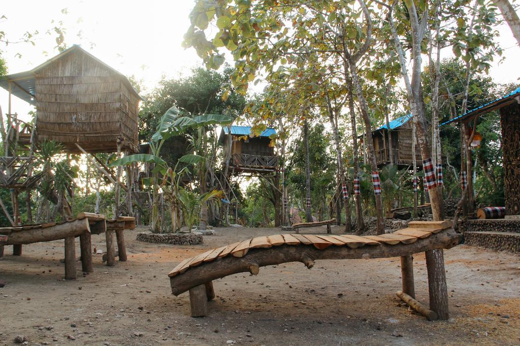 Nyuh Bengkok Tree House Batununggul Exterior foto