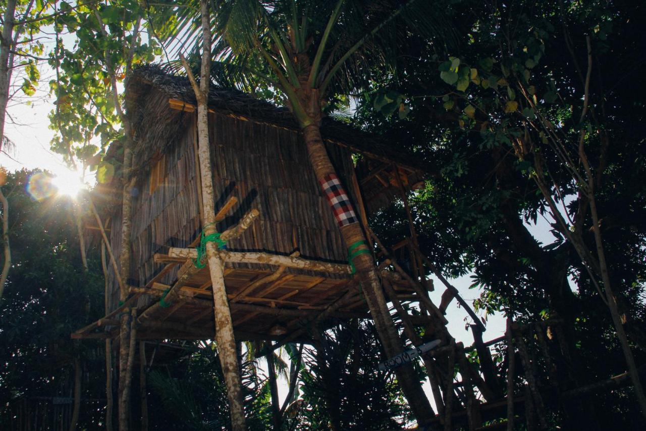 Nyuh Bengkok Tree House Batununggul Exterior foto