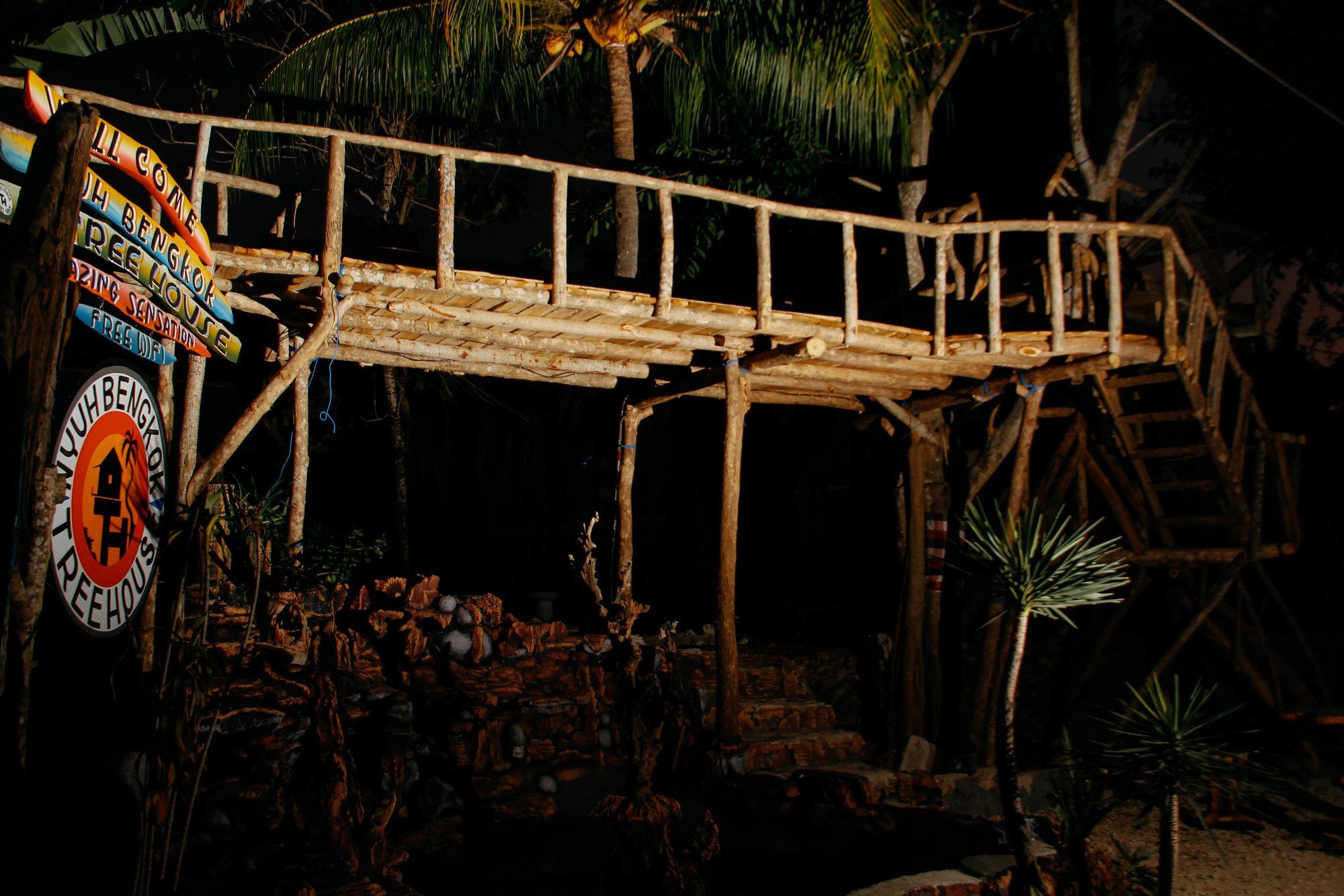 Nyuh Bengkok Tree House Batununggul Exterior foto